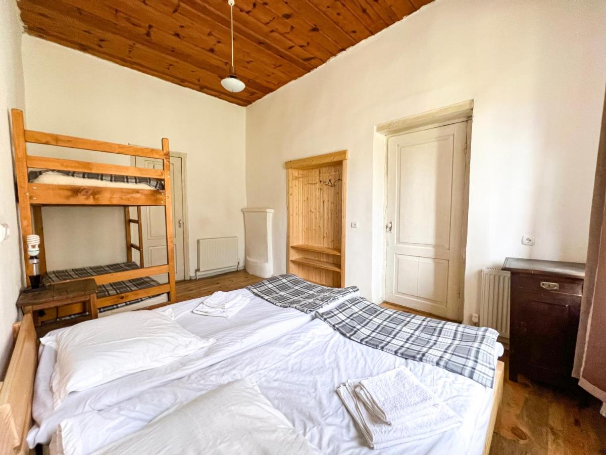 Guest House Svan-Ski Местия Экстерьер фото